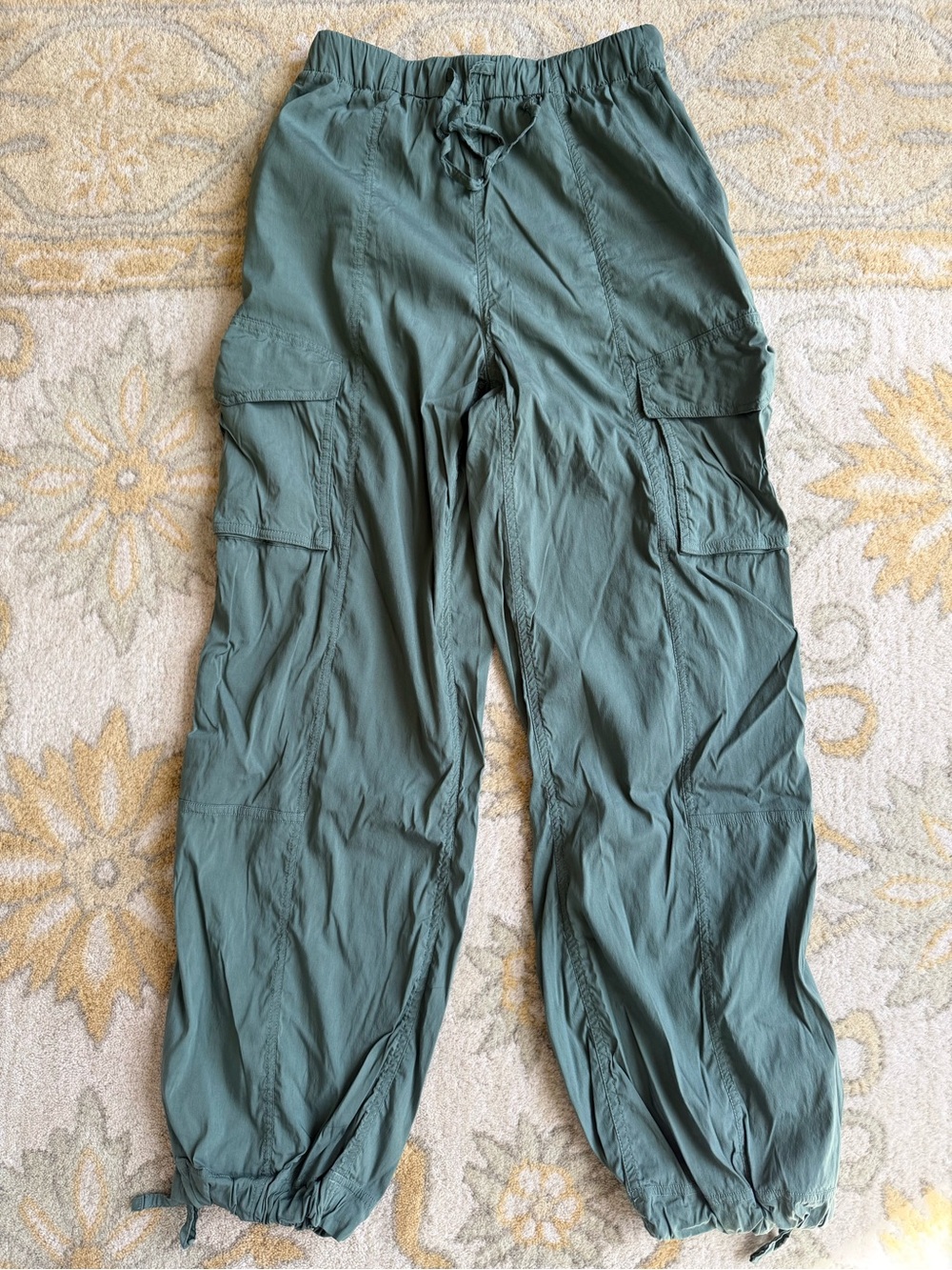 Lightweight Adjustable Mid-Rise Cargo Pant XXS